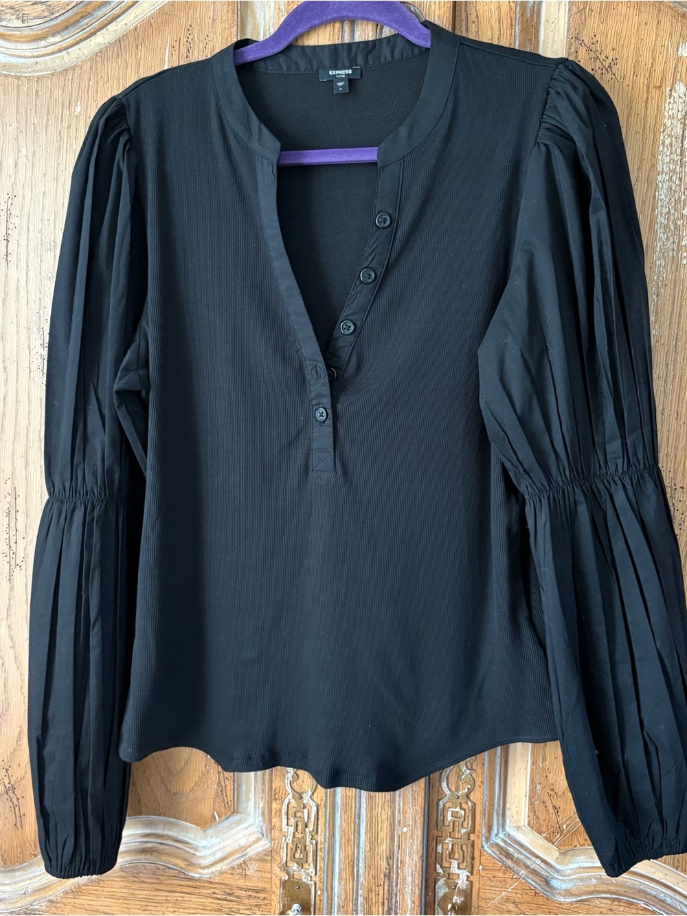 Express
Black Pleated Puff Sleeve Henley Top Size XL Fitted Mixed Media Cotton